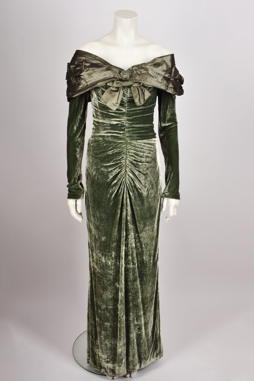 BELLEVILLE SASSOON GREEN VELVELT OFF THE SHOULDER GOWN