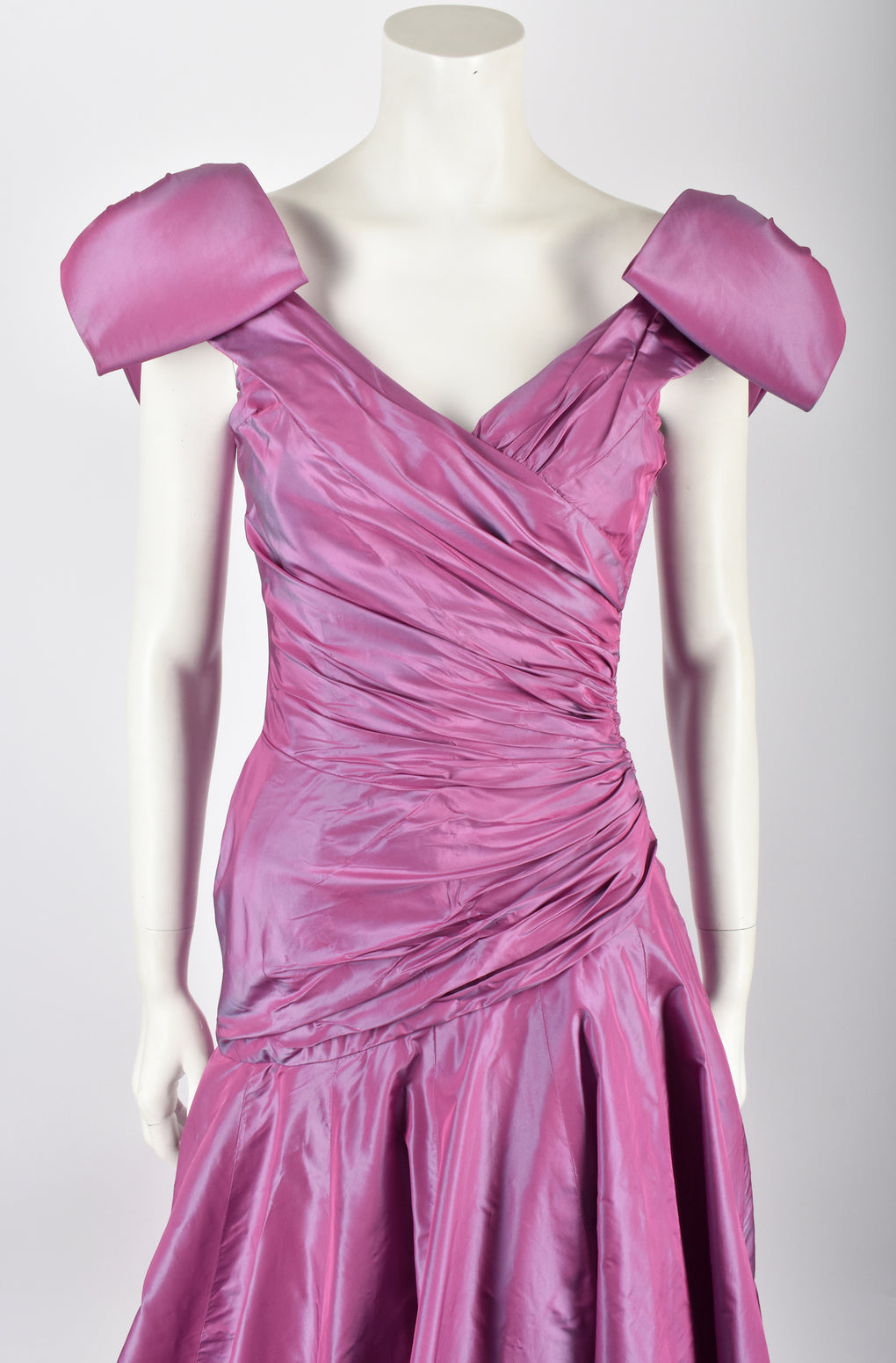 Murray Arbeid 80s purple bow gown