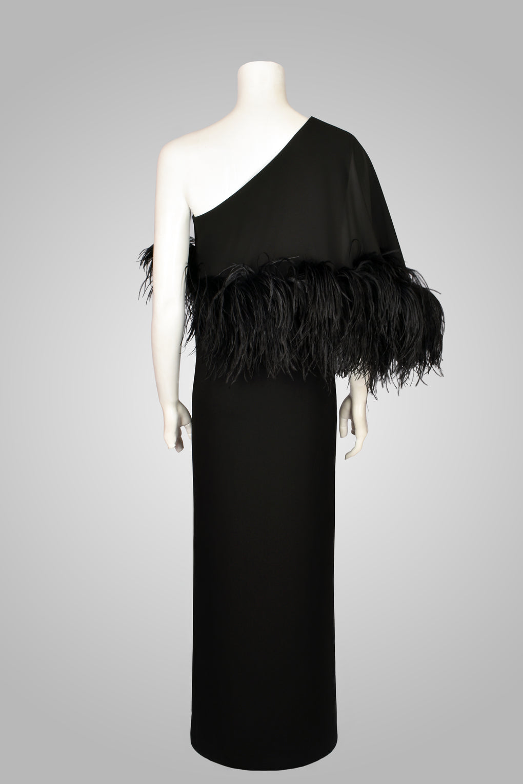 16ARLINGTON BLACK ONE-SHOULDER GOWN WITH FEATHERS