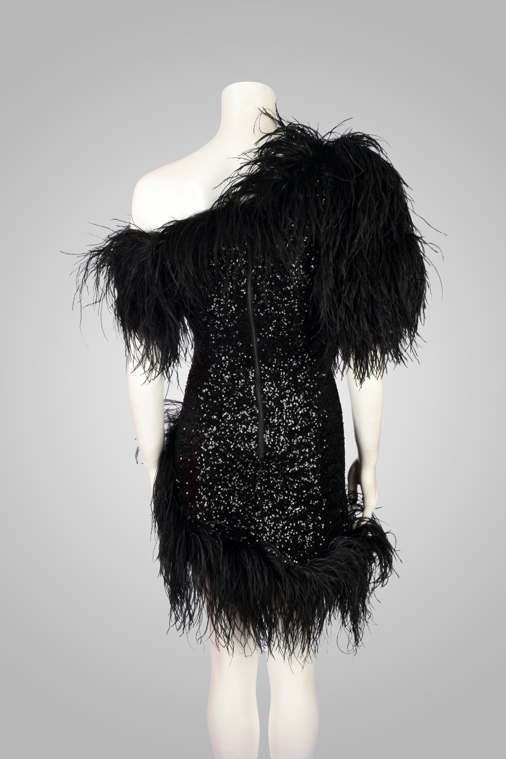 16ARLINGTON SEQUIN MINI DRESS WITH FEATHERS