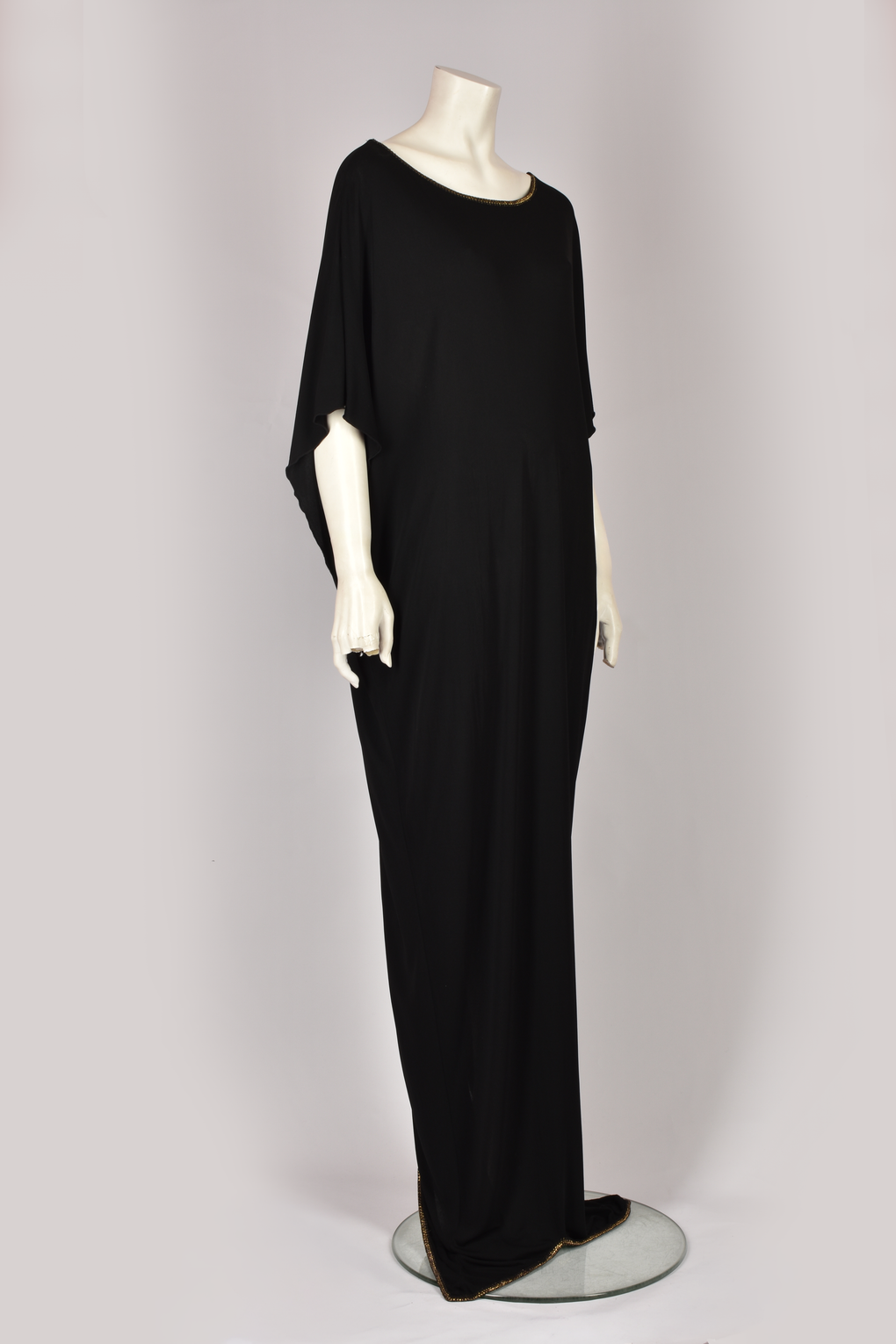 1970S BLACK TUNIC GOWN