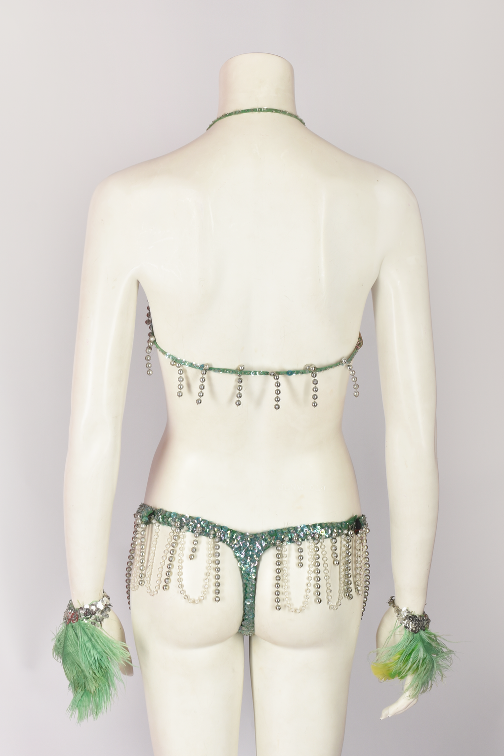 CARNIVAL SEQUIN AND FEATHER SET