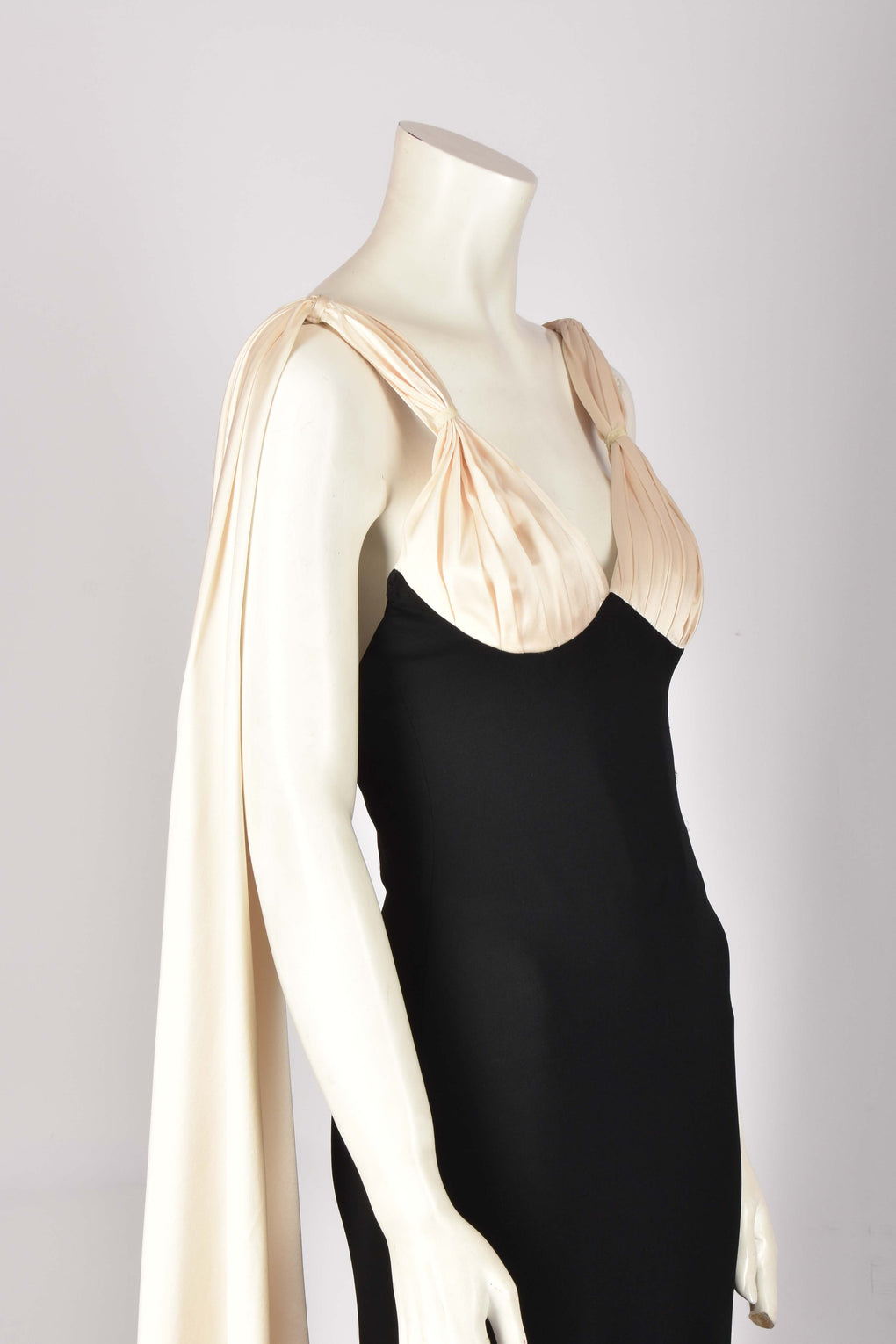 BRUCE OLDFIELD BLACK AND CREAM GOWN