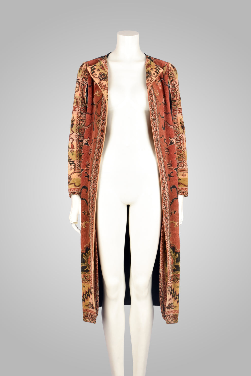 VINTAGE CARPET COAT
