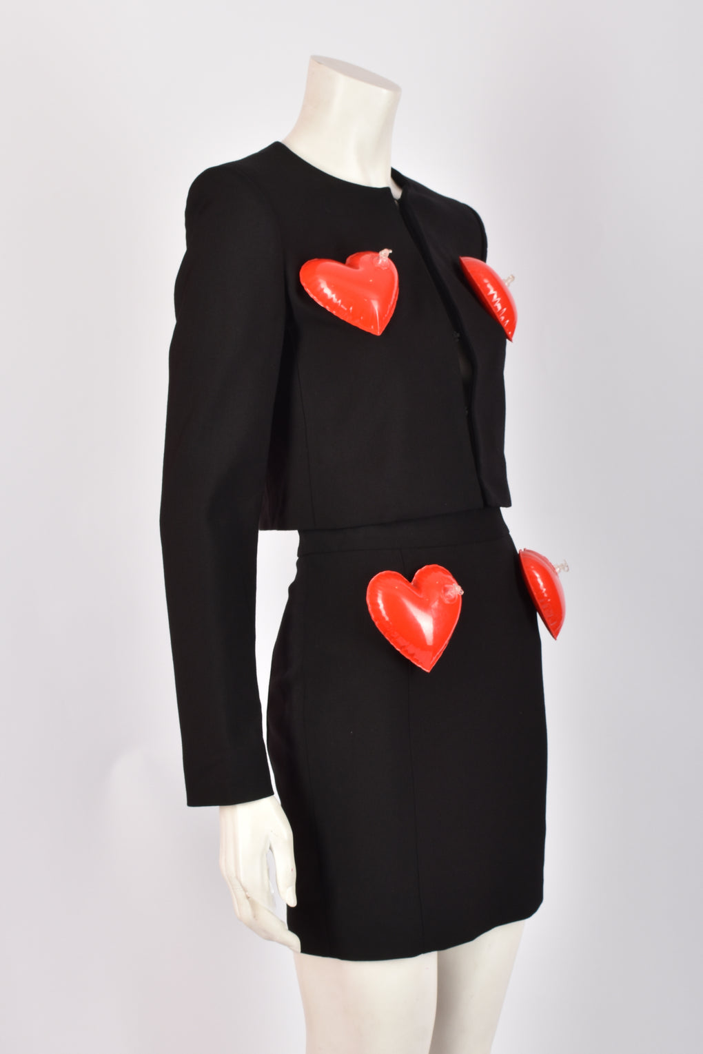 MOSCHINO S/S 2023 HEART SKIRT SUIT