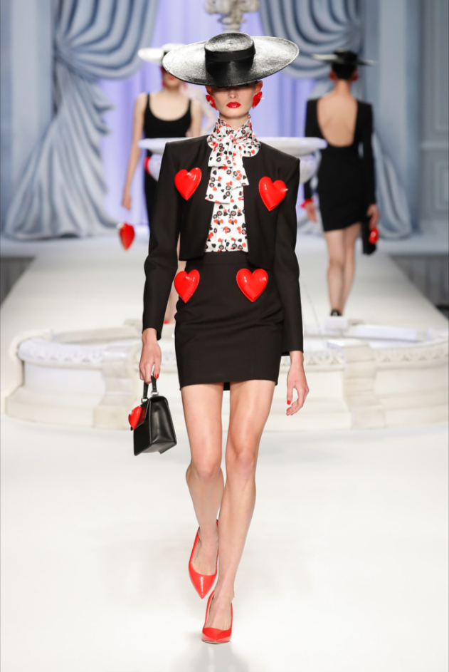 MOSCHINO S/S 2023 HEART SKIRT SUIT