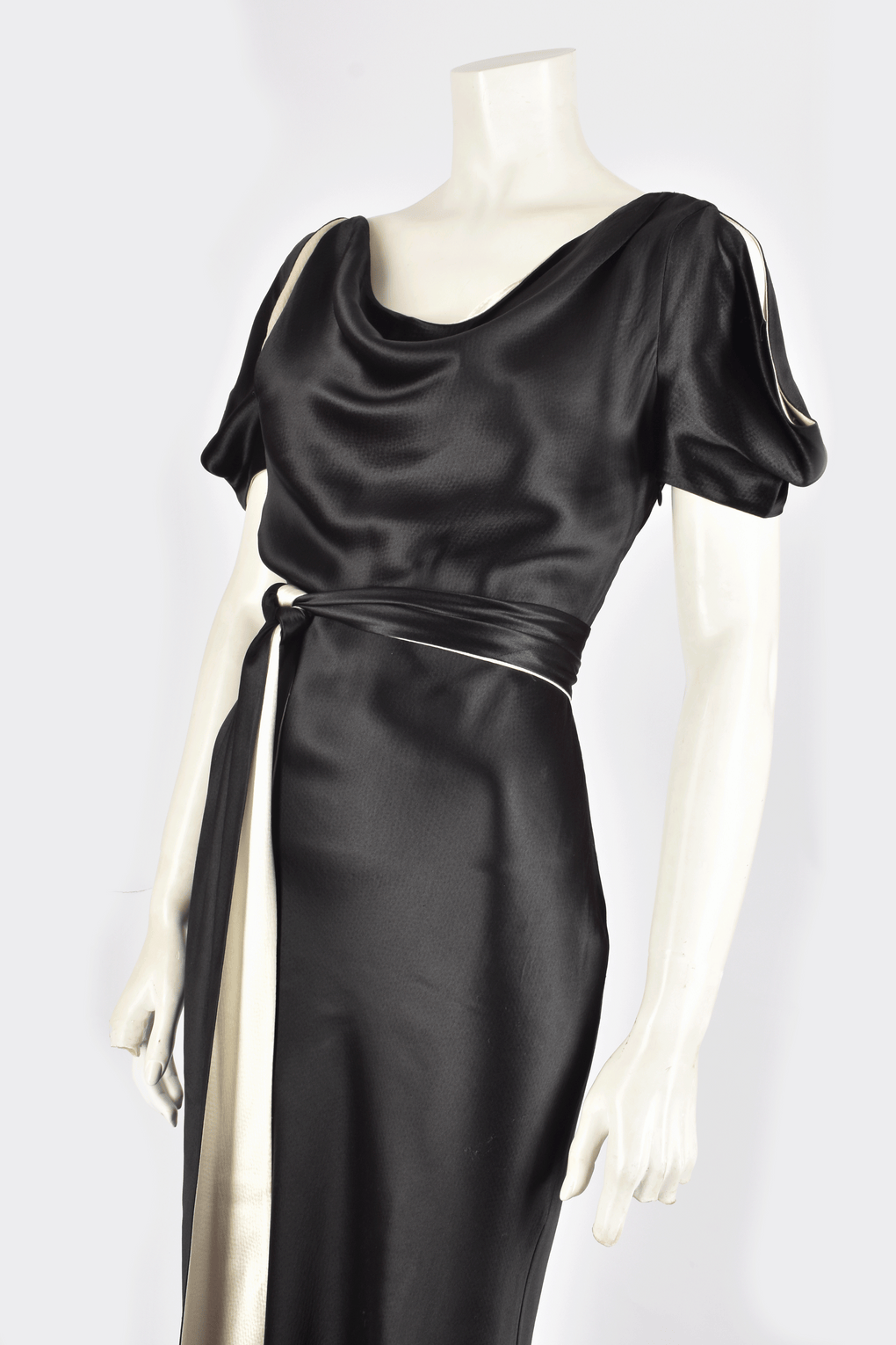 ALEXANDER MCQUEEN BLACK AND WHITE SATIN DRESS