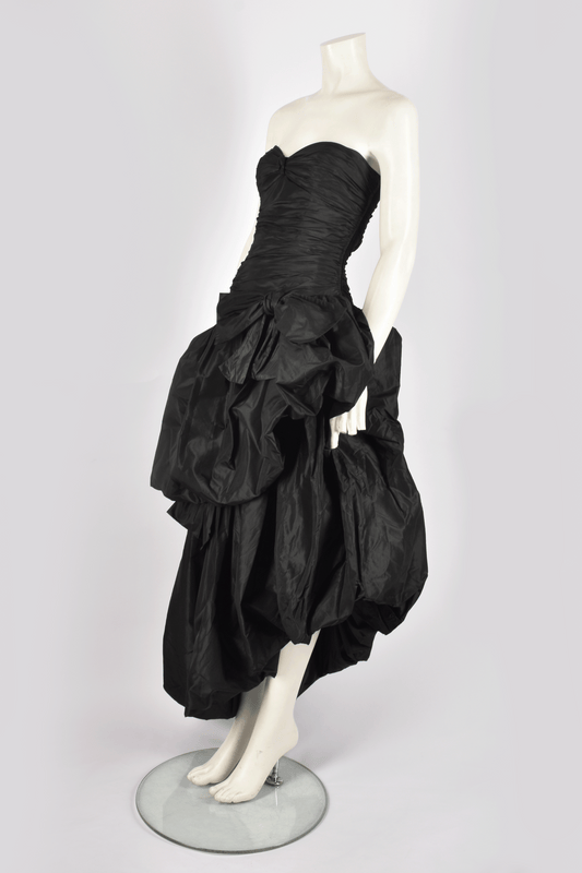 BELLEVILLE SASSOON BLACK BOW GOWN
