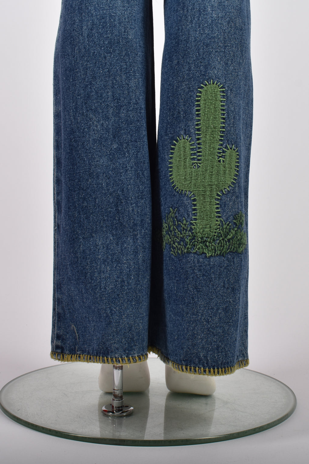SEE BY CHLOE EMBROIDERED JEANS