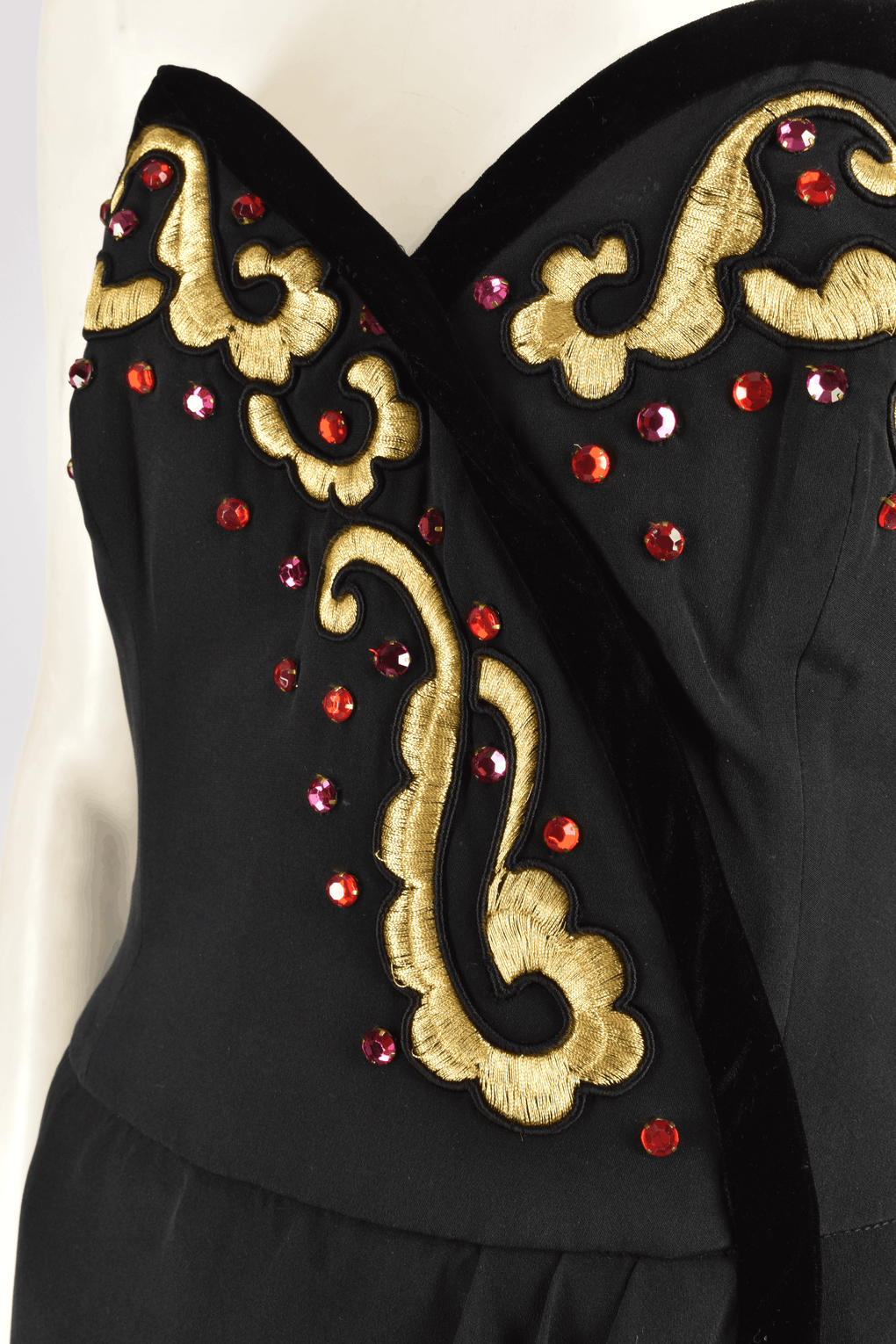 ESCADA BLACK EMBROIDERED DRESS