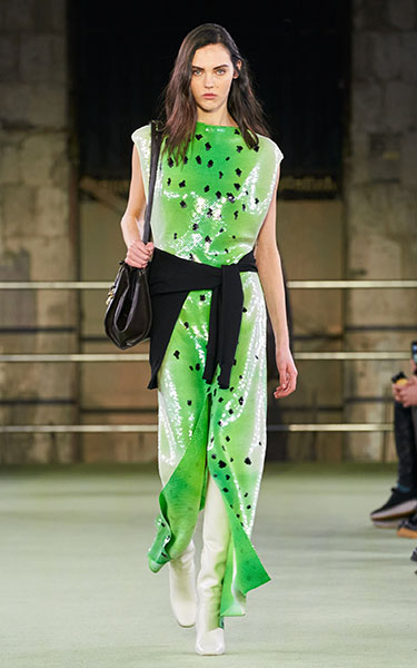 BOTTEGA VENETA A/W 2022 RUNWAY GREEN DEGRADE DRESS WITH SPOTS