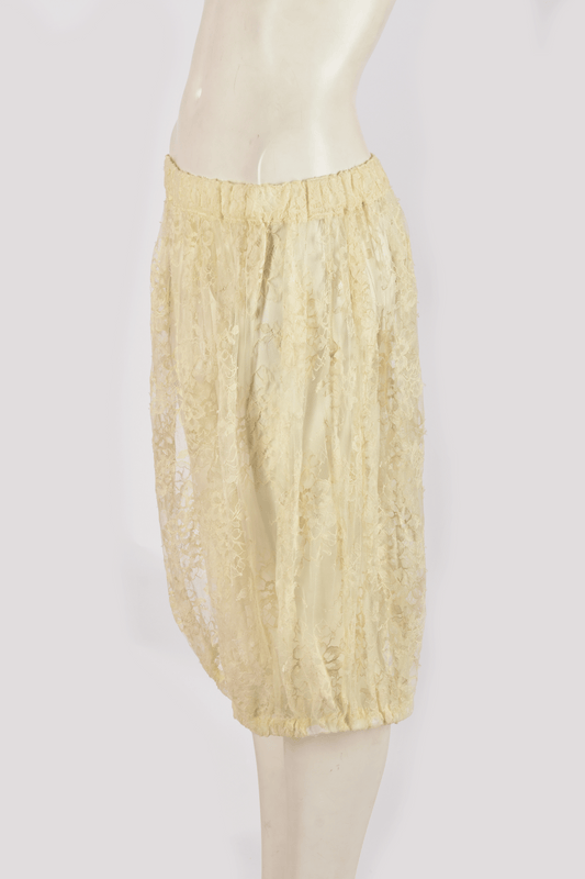 COMME DES GARÇONS LACE BLOOMERS