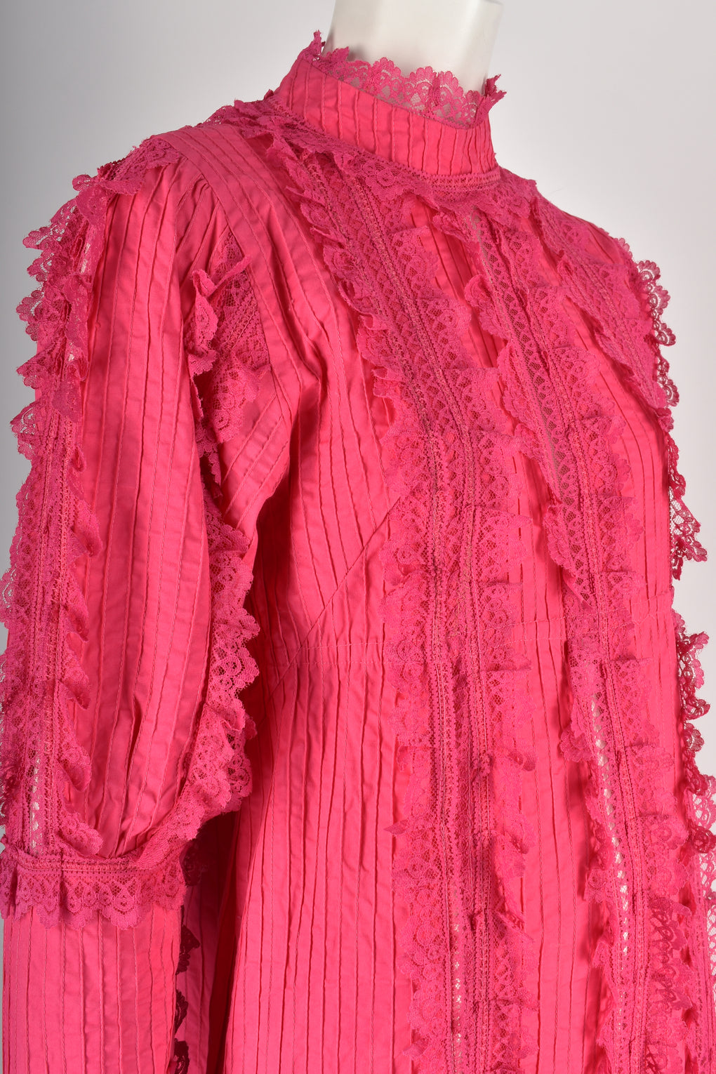 VINTAGE 70s bright pink Mexican dress L