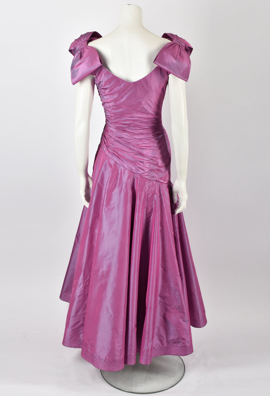 Murray Arbeid 80s purple bow gown